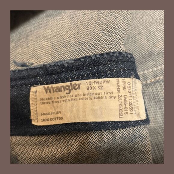 Vintage Wrangler USA-Made Relaxed Fit Denim Jeans – 38x32 - Picture 4 of 4